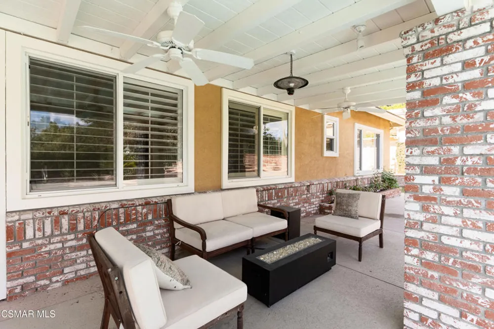 750 Huntsdale Court Newbury Park, CA 91320