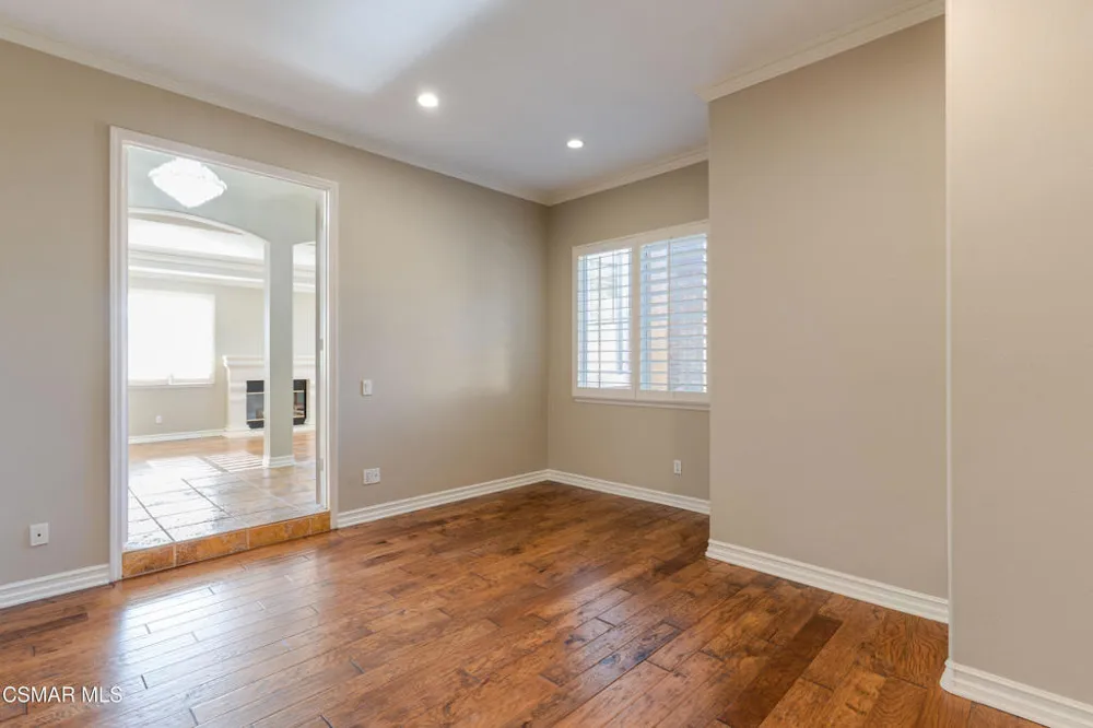 750 Huntsdale Court Newbury Park, CA 91320