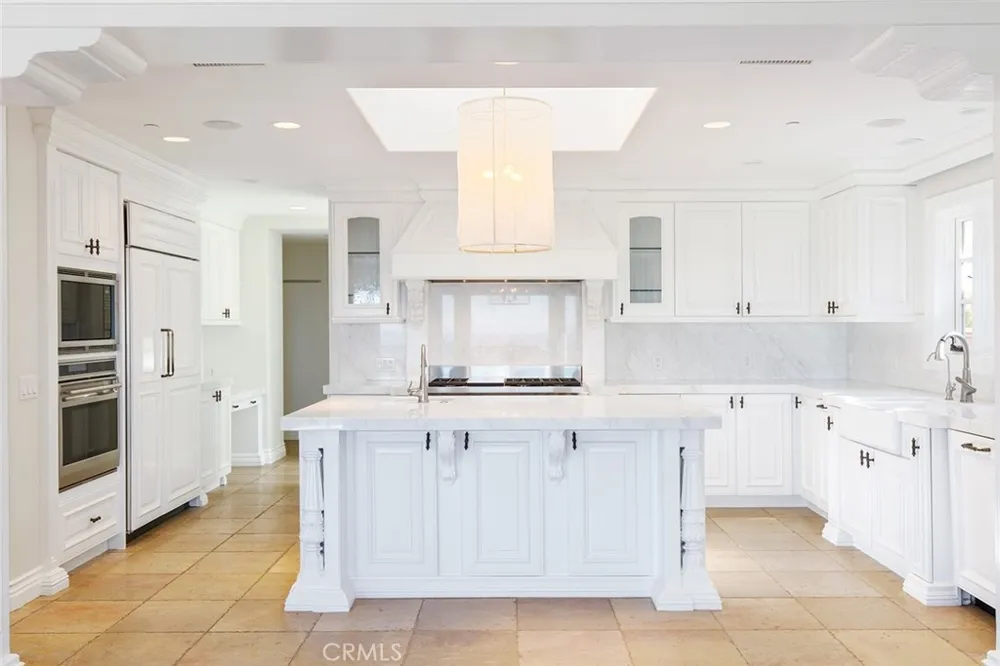 517 Emerald Bay Laguna Beach, CA 92651