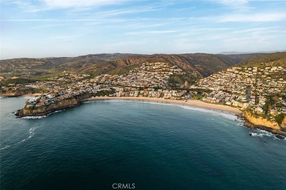517 Emerald Bay Laguna Beach, CA 92651