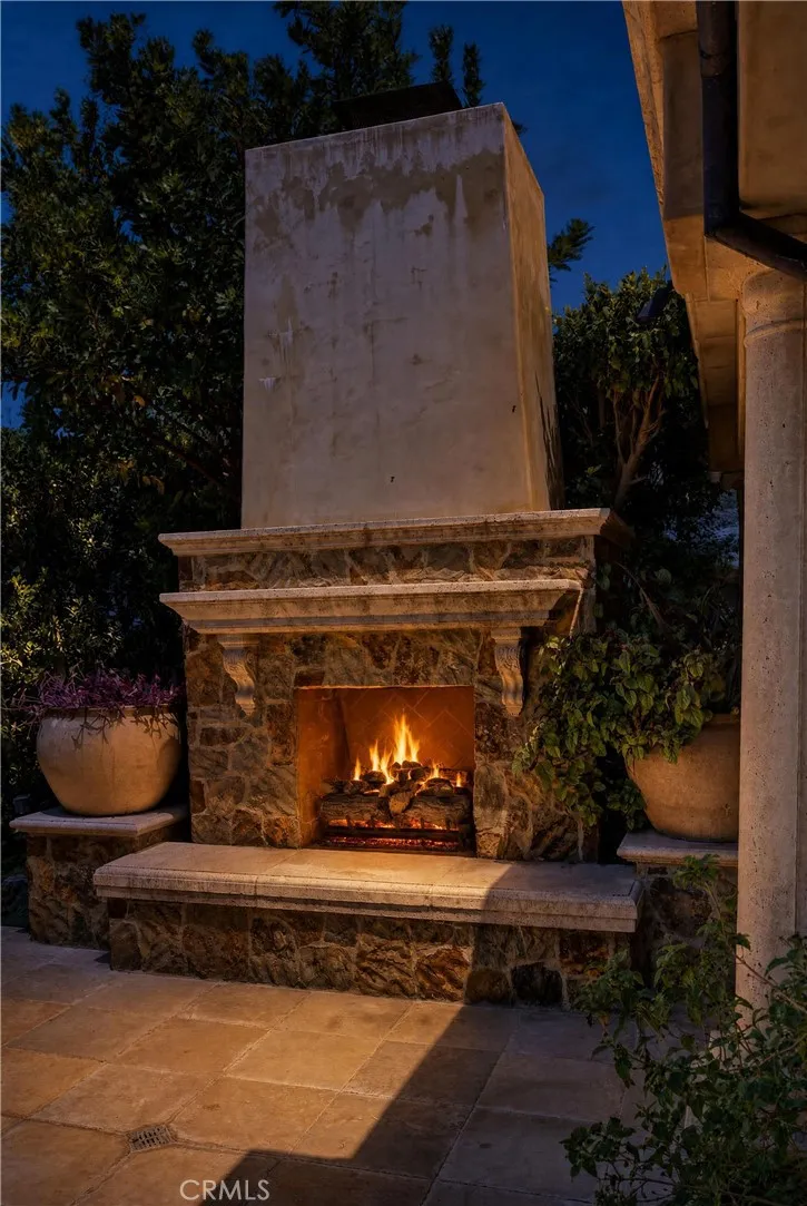 517 Emerald Bay Laguna Beach, CA 92651