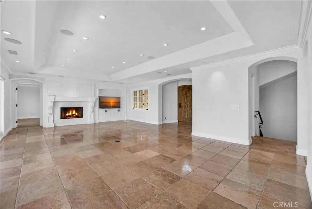 517 Emerald Bay Laguna Beach, CA 92651