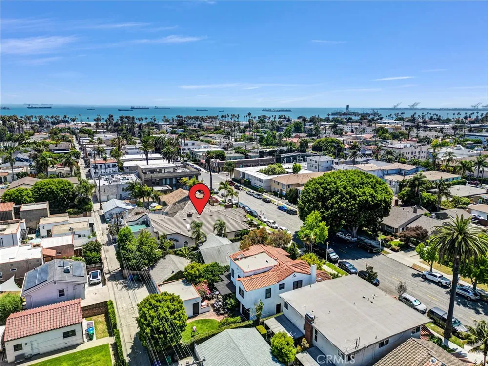 236 Belmont Long Beach, CA 90803