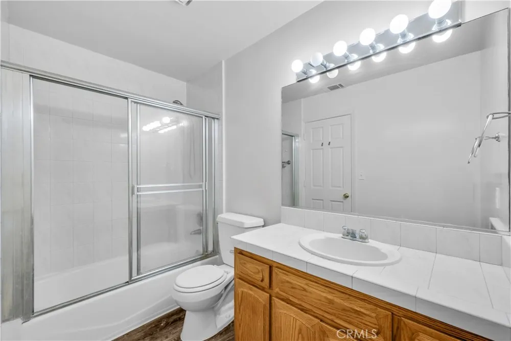236 Belmont Long Beach, CA 90803