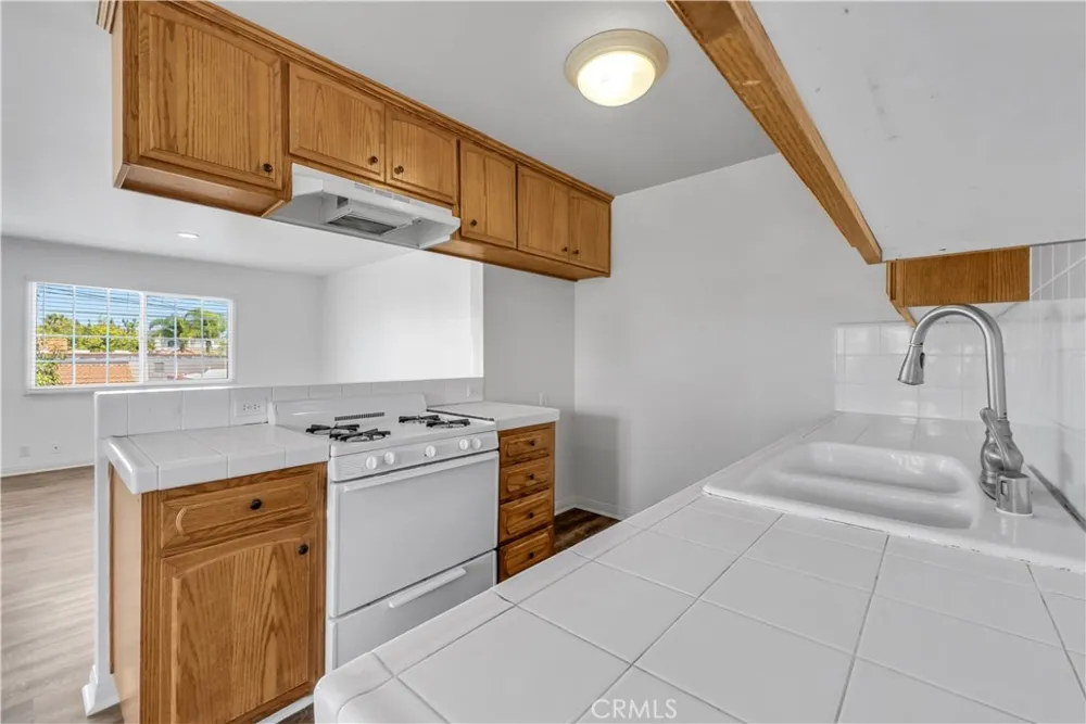 236 Belmont Long Beach, CA 90803