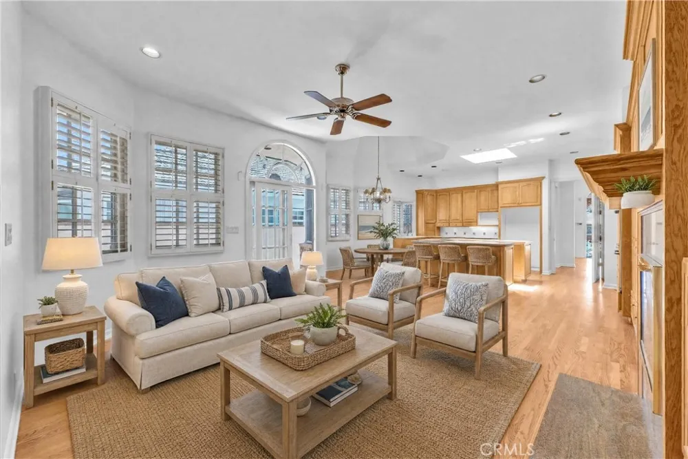 236 Belmont Long Beach, CA 90803