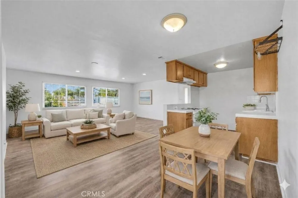 236 Belmont Long Beach, CA 90803