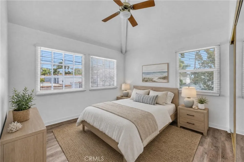 236 Belmont Long Beach, CA 90803