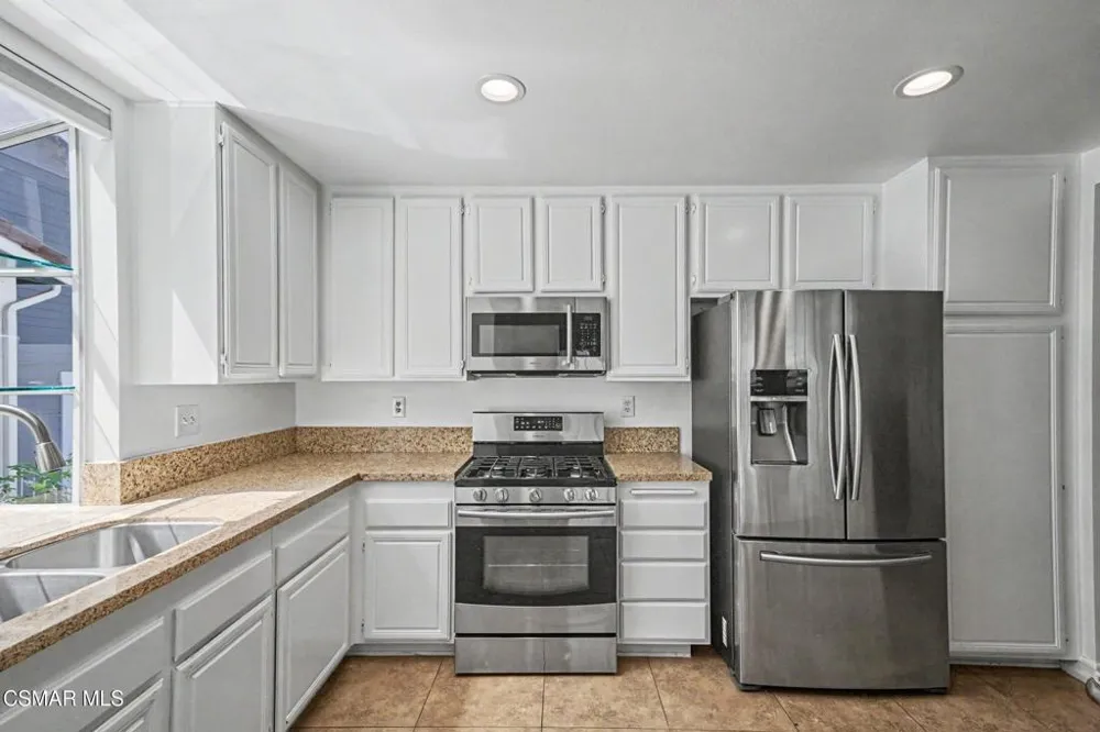 4258 Flintlock Lane Westlake Village, CA 91361