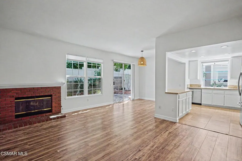 4258 Flintlock Lane Westlake Village, CA 91361