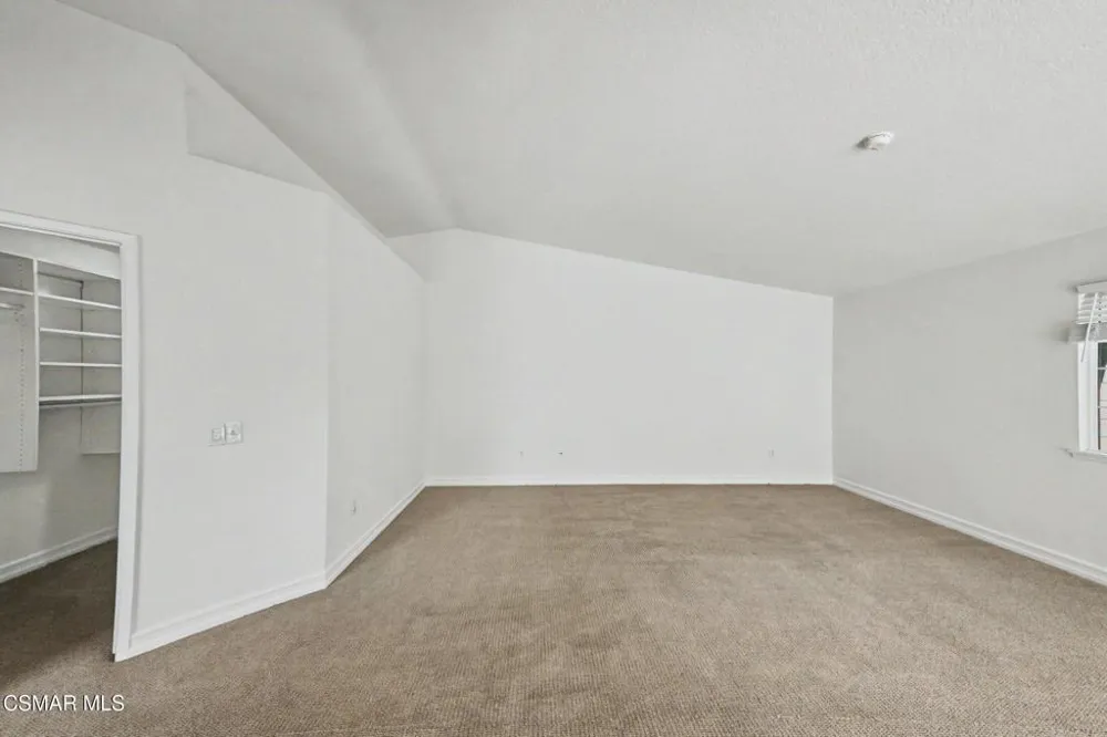 4258 Flintlock Lane Westlake Village, CA 91361