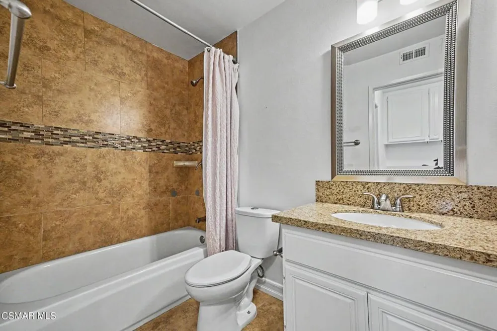 4258 Flintlock Lane Westlake Village, CA 91361