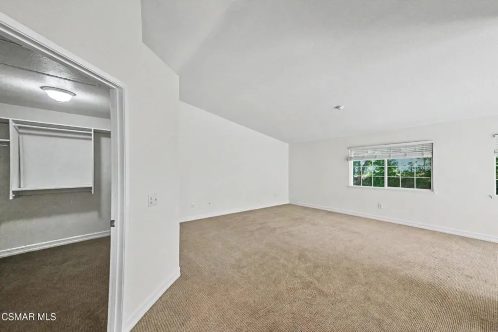 4258 Flintlock Lane Westlake Village, CA 91361