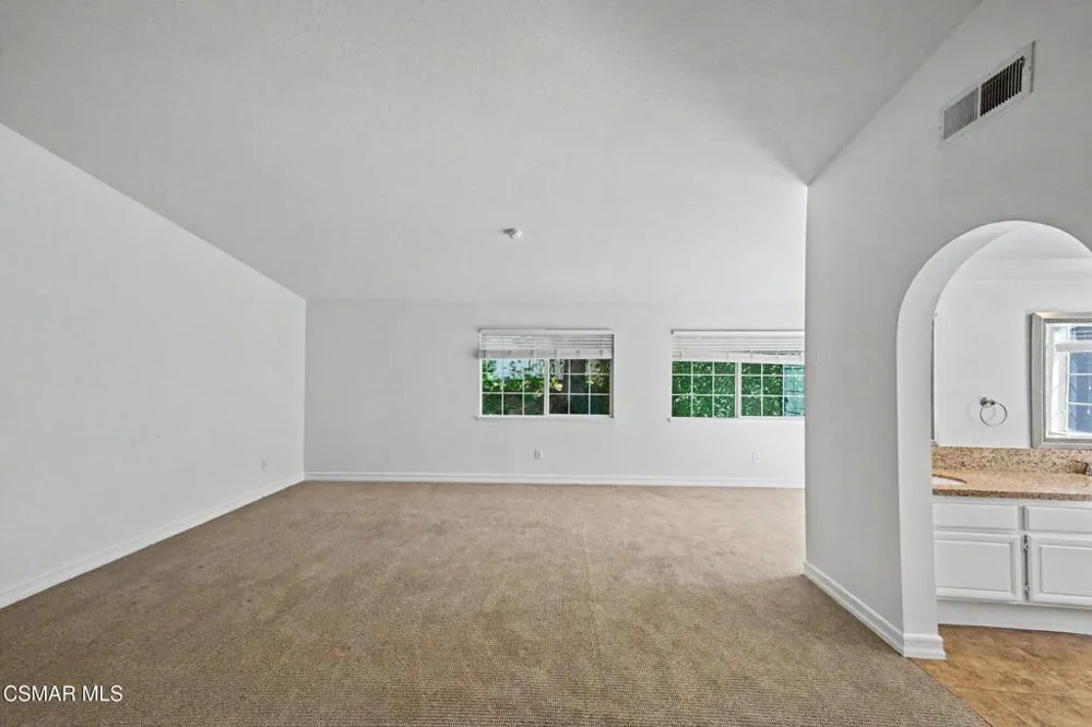 4258 Flintlock Lane Westlake Village, CA 91361