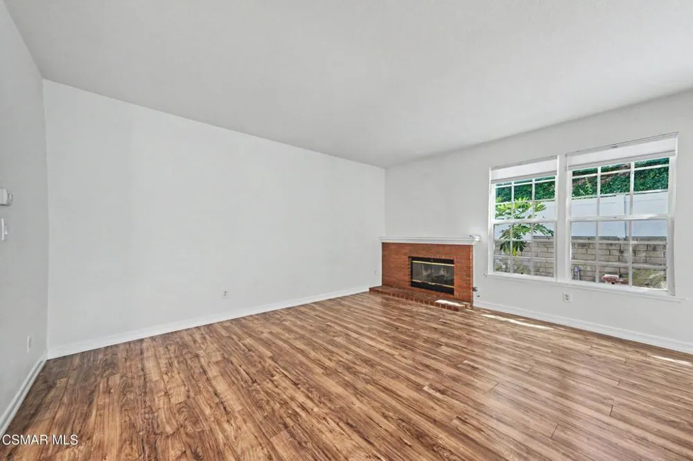 4258 Flintlock Lane Westlake Village, CA 91361