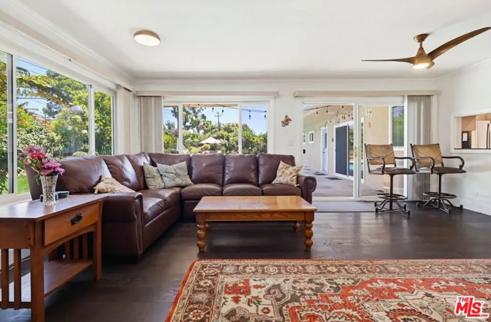 991 Montgomery Court Thousand Oaks, CA 91360