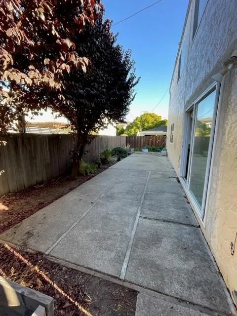 1132 Paloma Burlingame, CA 94010