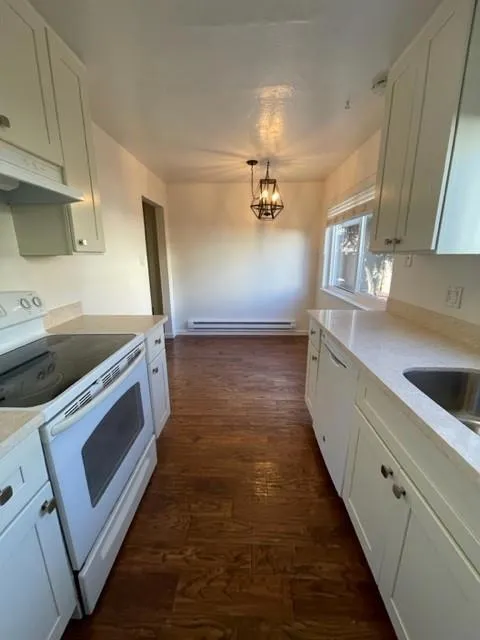 1132 Paloma Burlingame, CA 94010