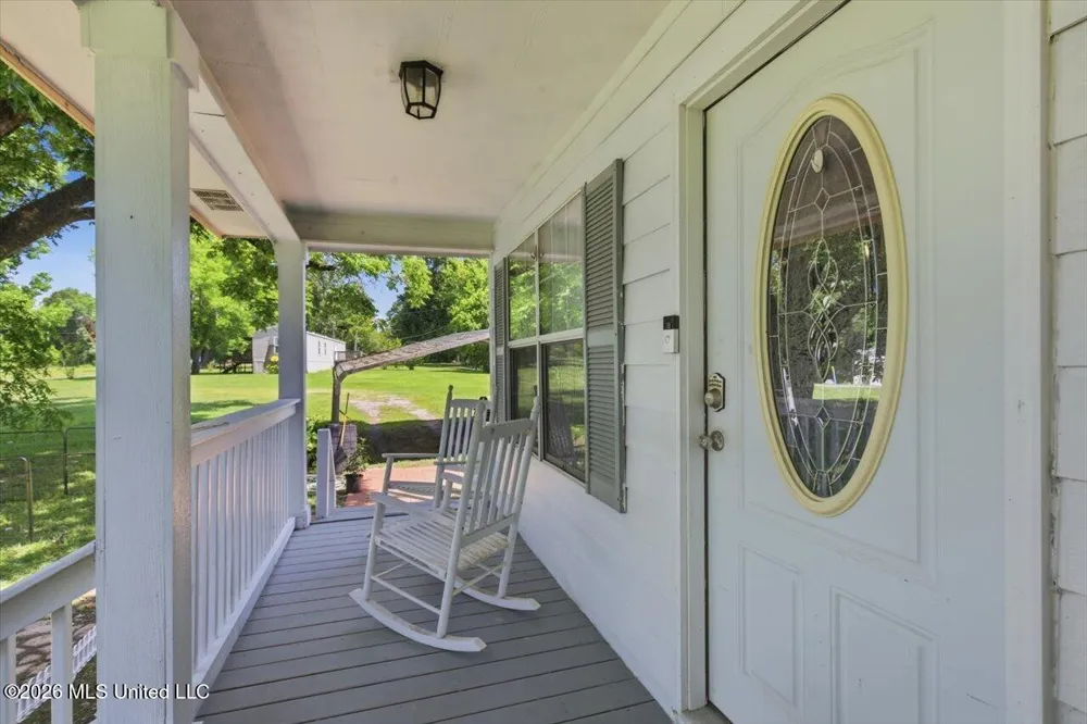 123 Southbreeze Road Magee, MS 39111