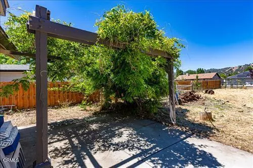 23781 Port Royal Court Tehachapi, CA 93561