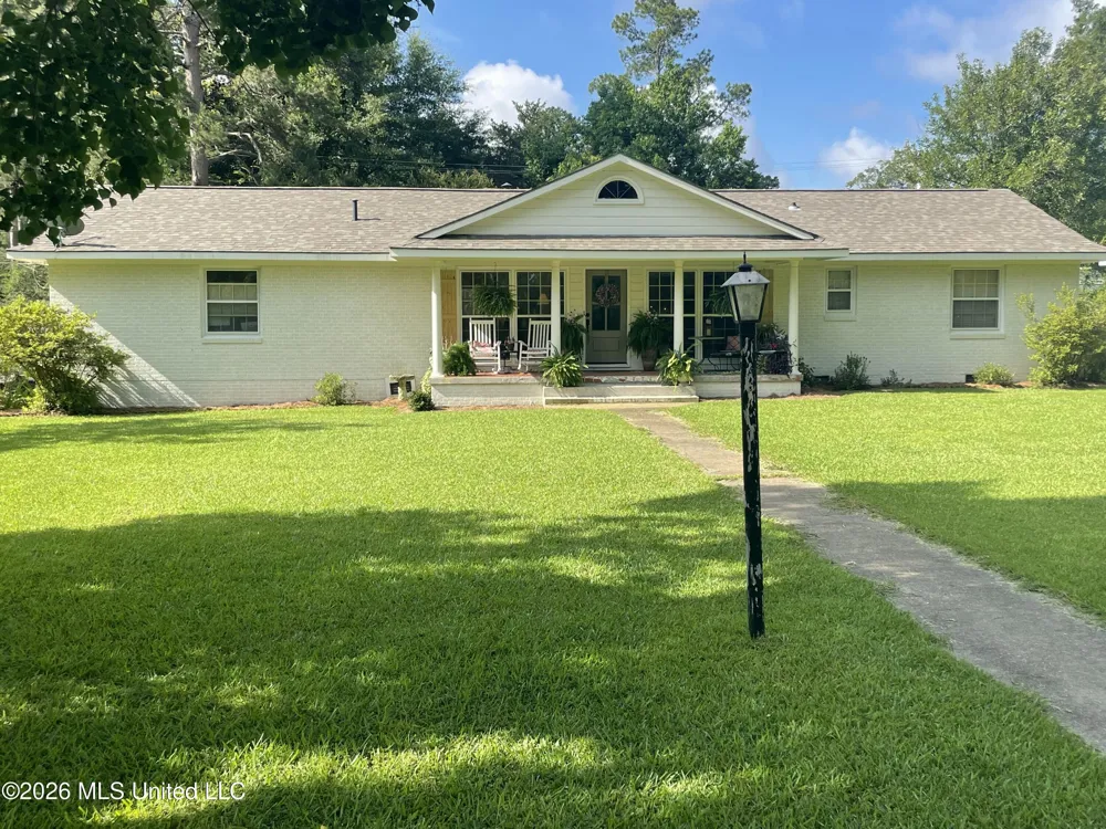 401 Pine Drive Brookhaven, MS 39601
