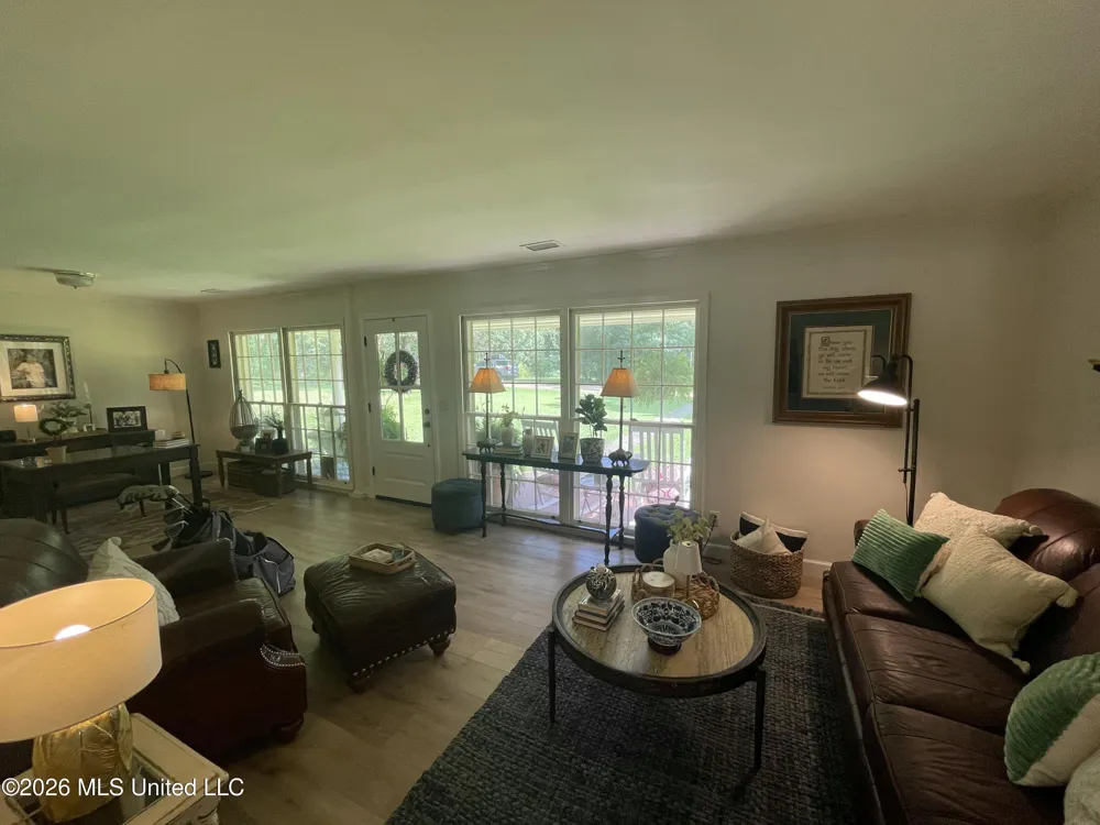 401 Pine Drive Brookhaven, MS 39601
