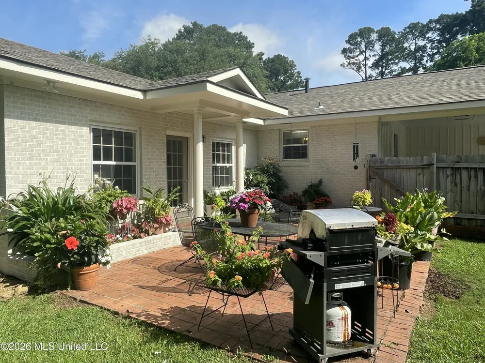 401 Pine Drive Brookhaven, MS 39601