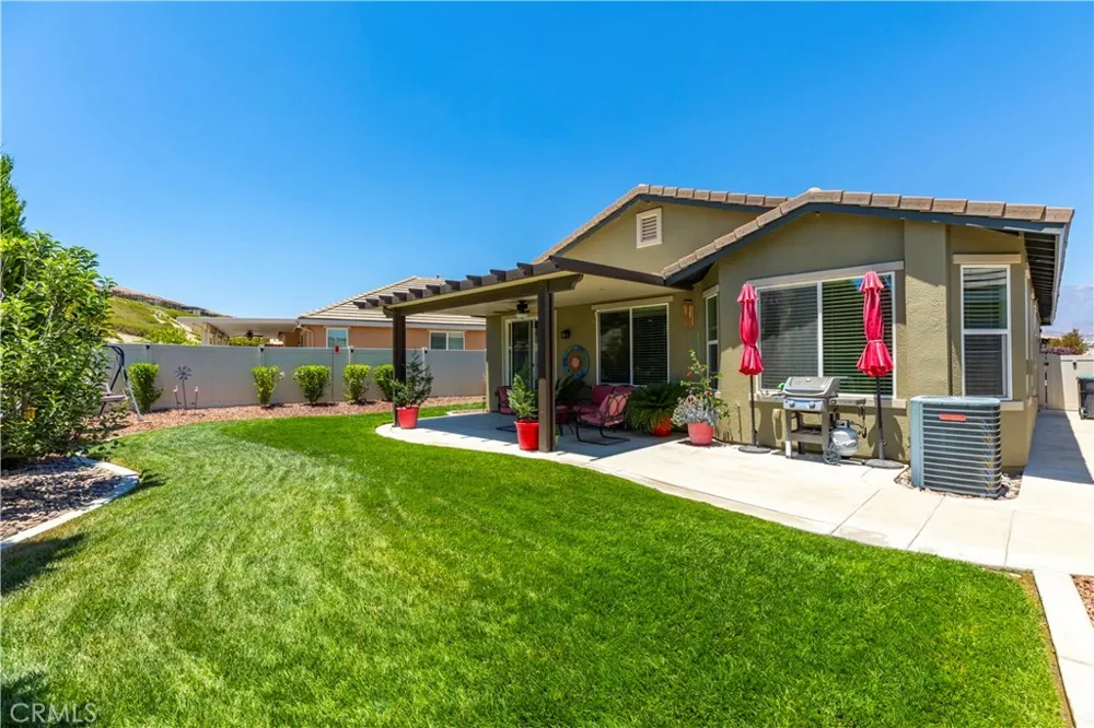 371 Song Bird Beaumont, CA 92223