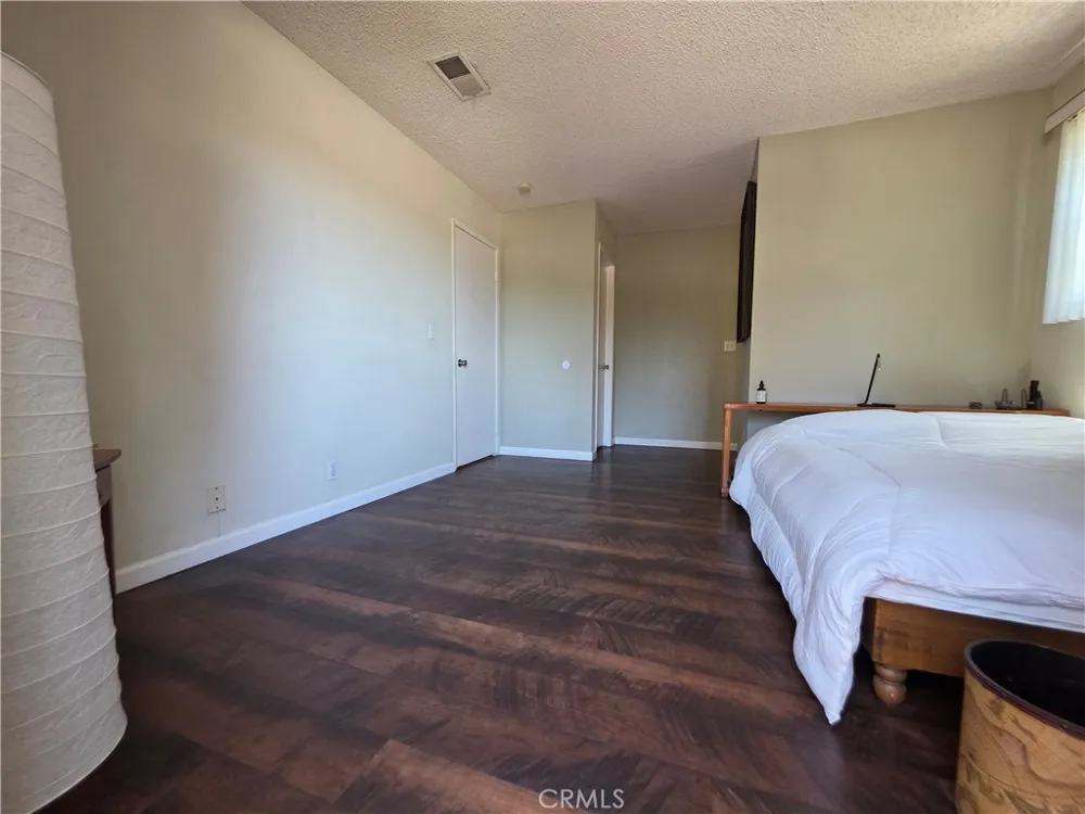 2410 Towne #63 Pomona, CA 91767