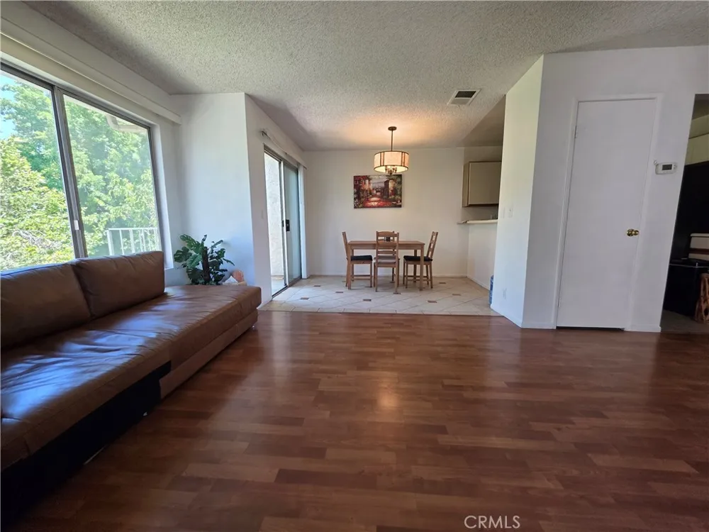 2410 Towne #63 Pomona, CA 91767