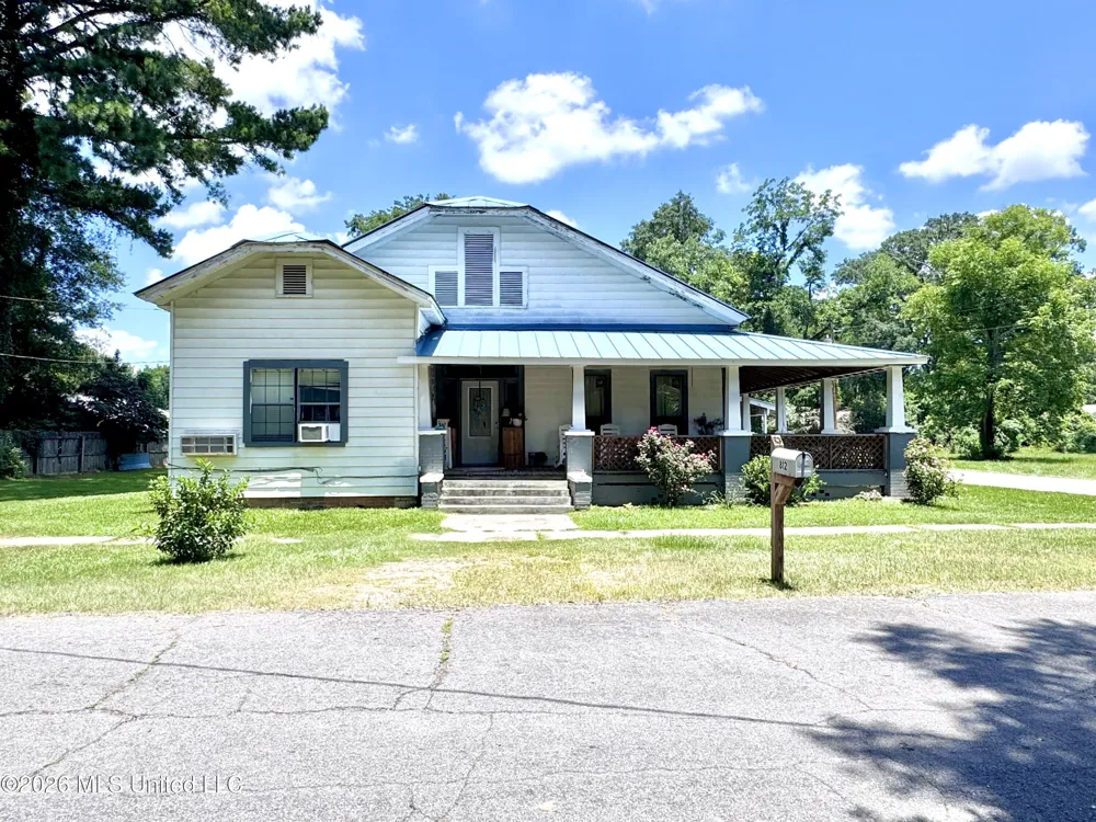 812 Watts Street Monticello, MS 39654