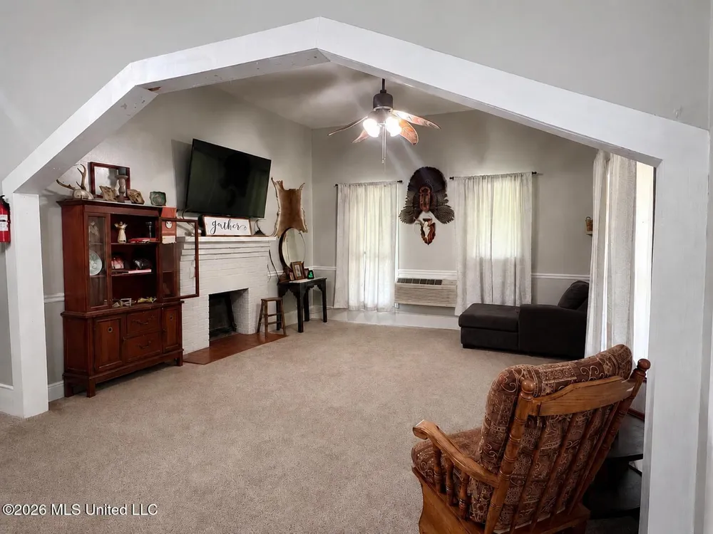 812 Watts Street Monticello, MS 39654