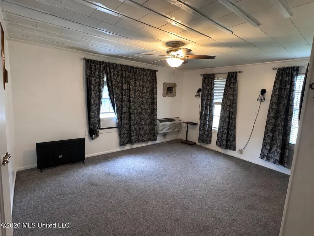 812 Watts Street Monticello, MS 39654