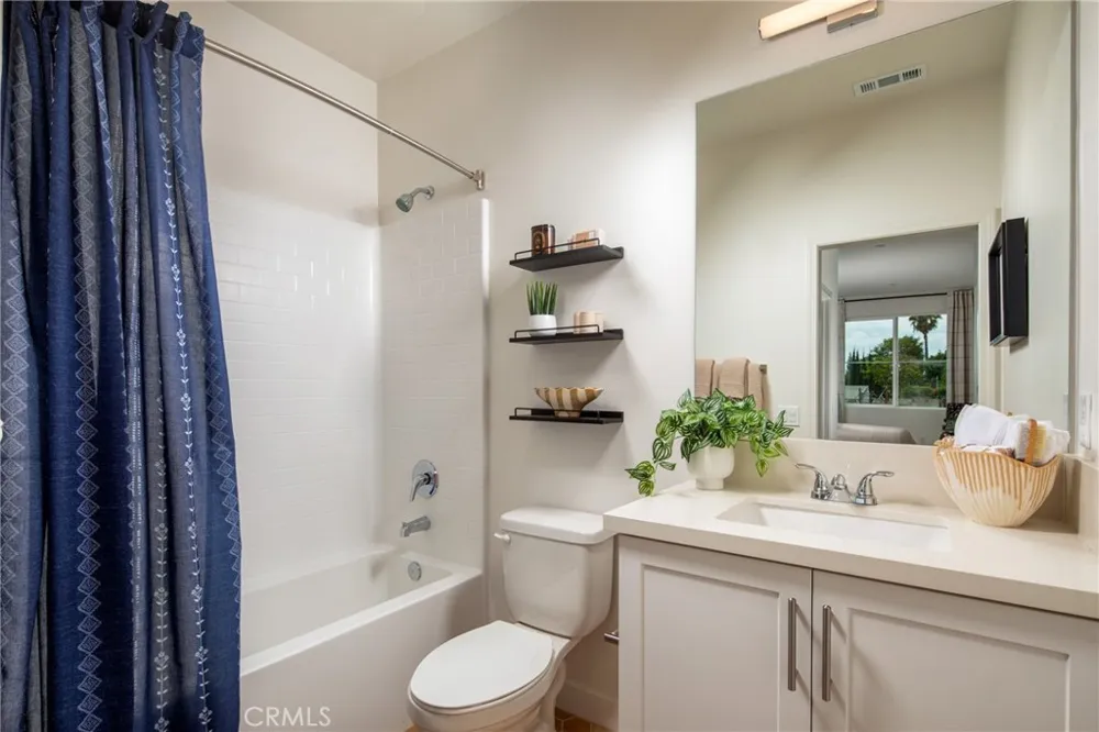248 W Citrus Row La Habra, CA 90631