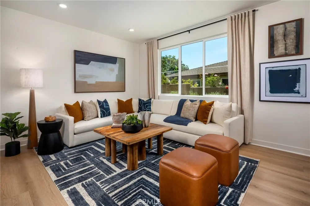 248 W Citrus Row La Habra, CA 90631
