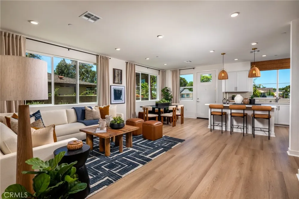 248 W Citrus Row La Habra, CA 90631