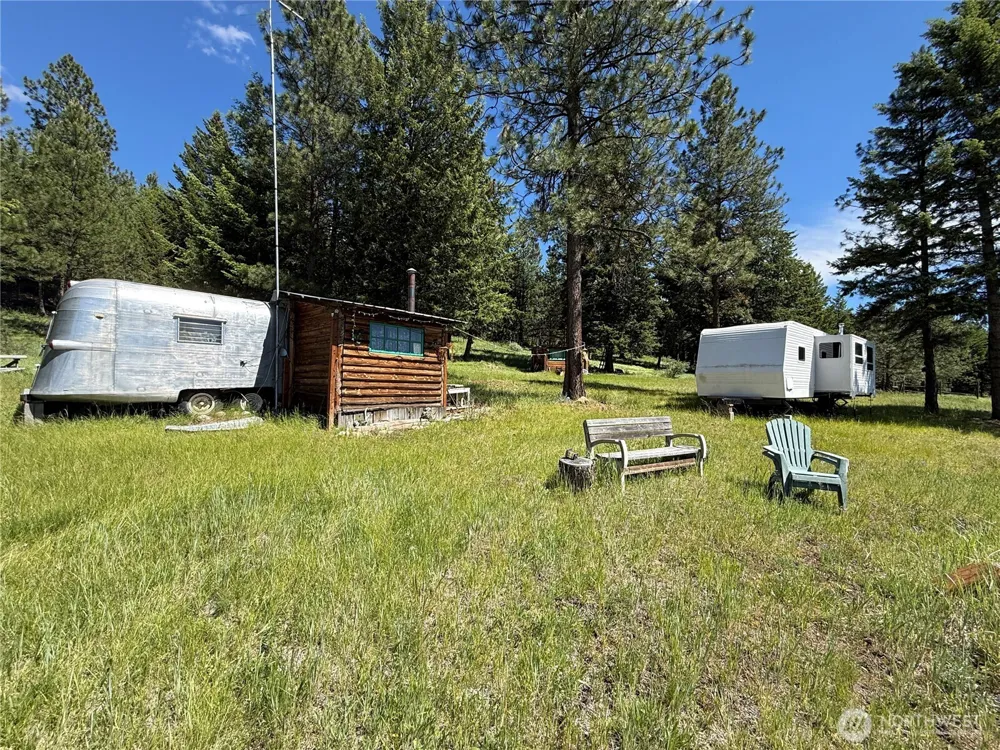 5 Hidden Spring Ranch Road Republic, WA 99166