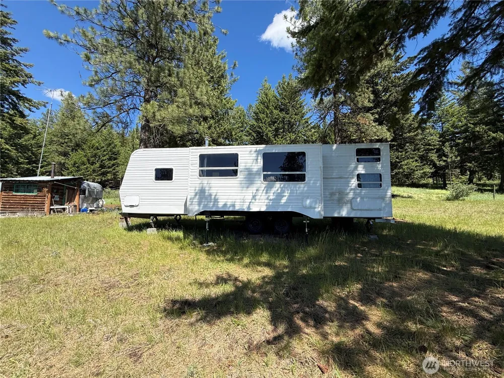 5 Hidden Spring Ranch Road Republic, WA 99166