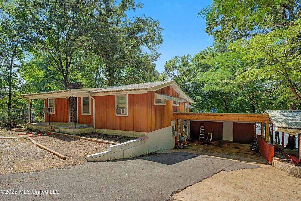 899 Snow Lake Drive Ashland, MS 38603