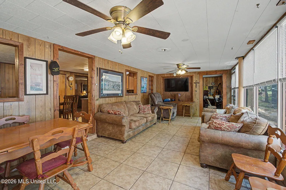 899 Snow Lake Drive Ashland, MS 38603