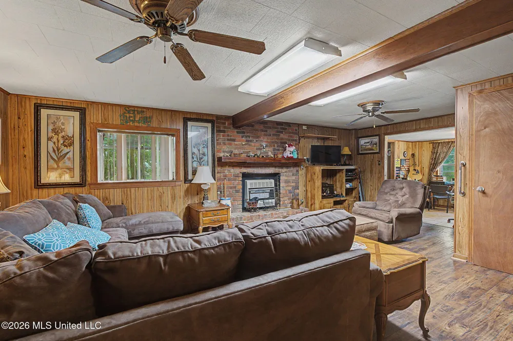 899 Snow Lake Drive Ashland, MS 38603
