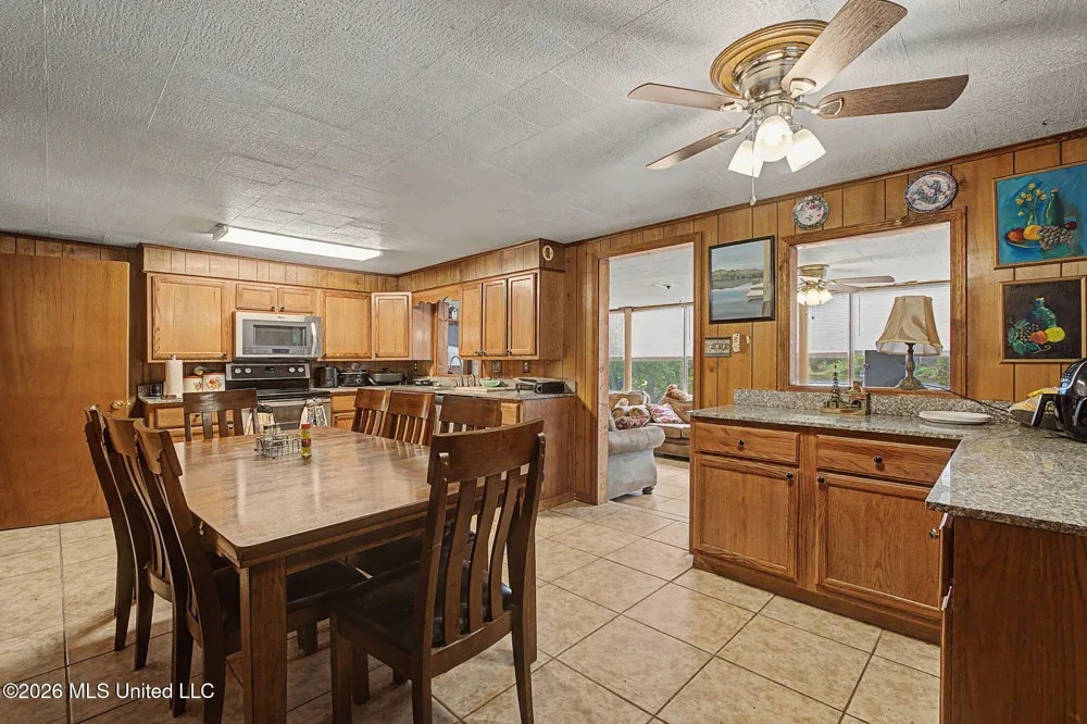 899 Snow Lake Drive Ashland, MS 38603