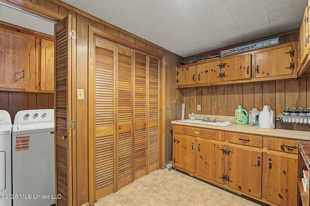 899 Snow Lake Drive Ashland, MS 38603