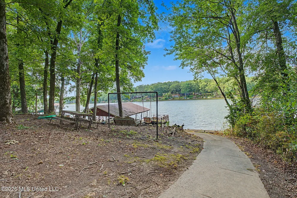 899 Snow Lake Drive Ashland, MS 38603
