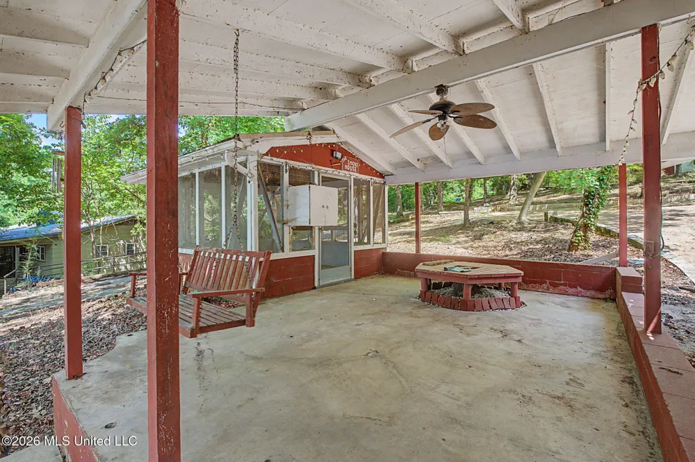 899 Snow Lake Drive Ashland, MS 38603