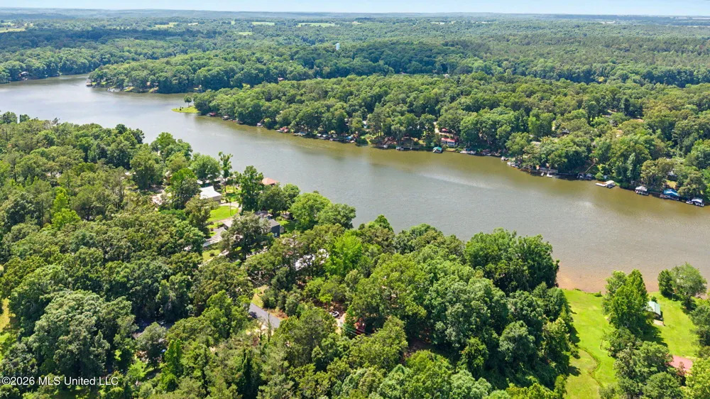 899 Snow Lake Drive Ashland, MS 38603