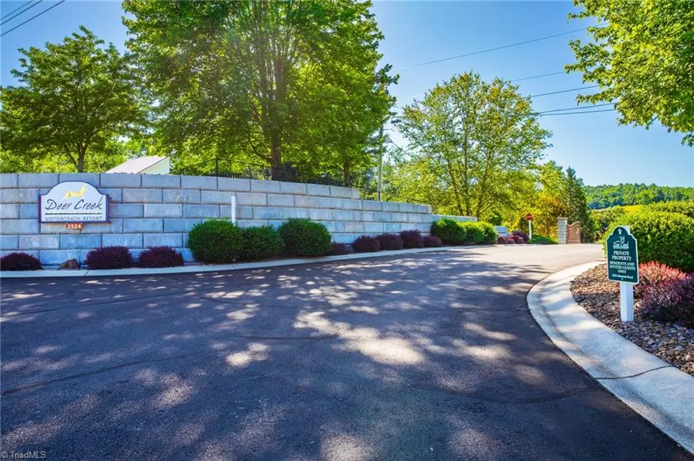 2524 Edmonds Road #27 Galax, VA 24333