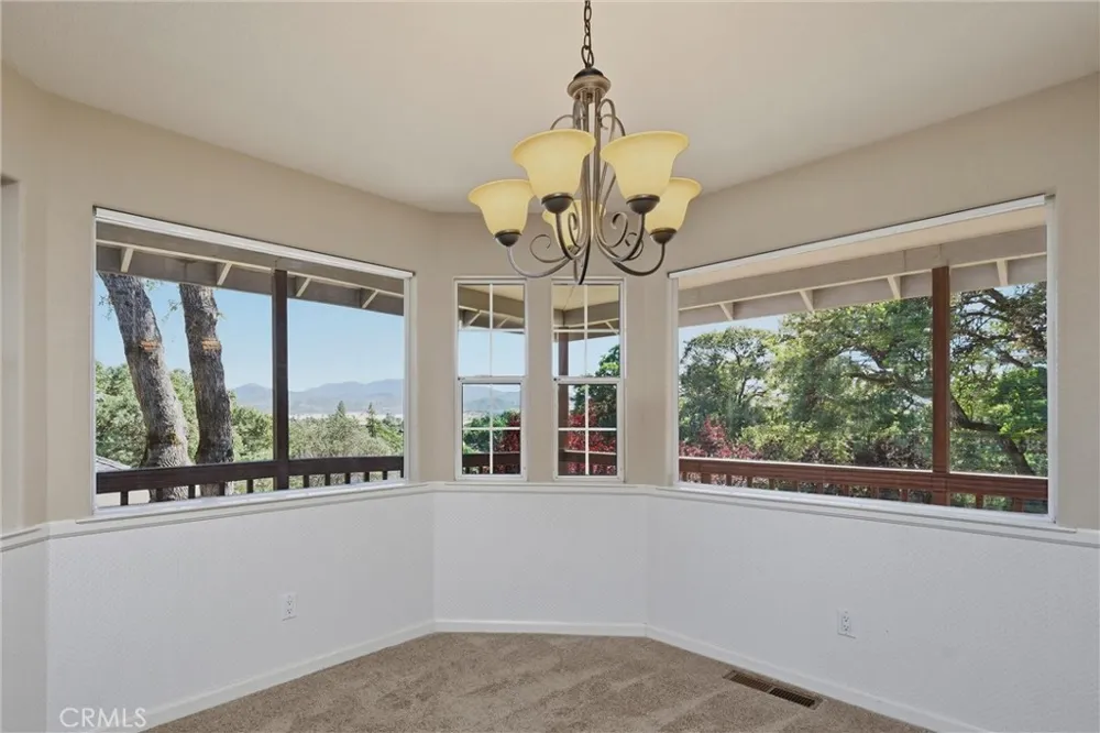 18325 Pinnacle Court Hidden Valley Lake, CA 95467