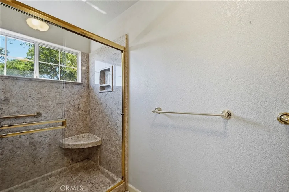 18325 Pinnacle Court Hidden Valley Lake, CA 95467