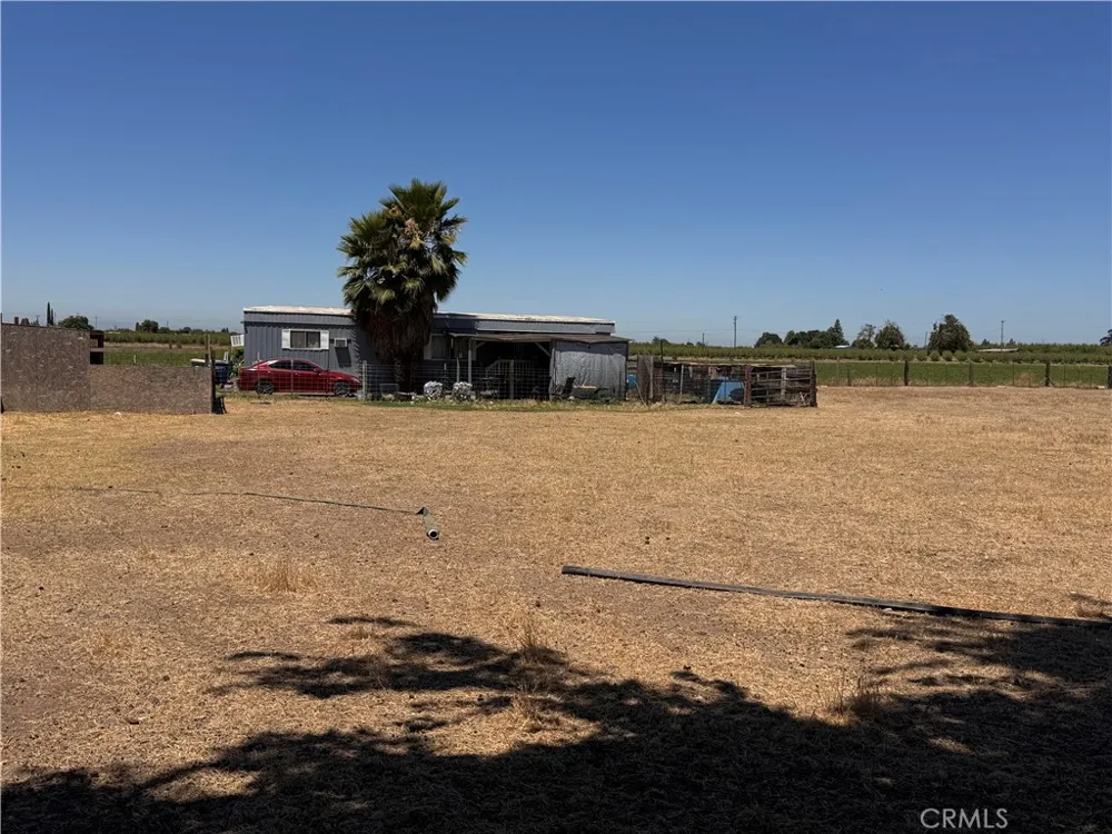 8576 Olive Winton, CA 95388